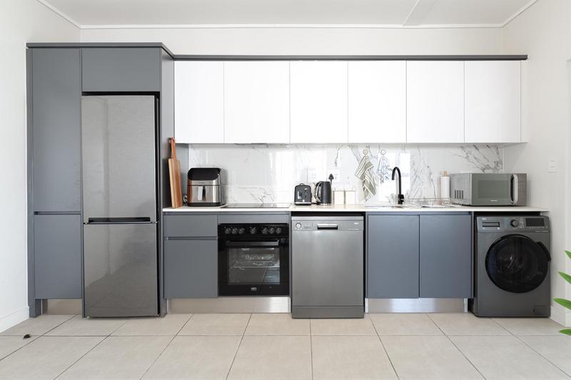 To Let 1 Bedroom Property for Rent in The Huntsman Western Cape